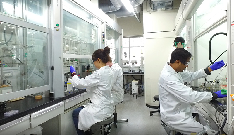 尚牛电竞官方app下载 ウェンレイの目から小魚の絶え間ない流れを読むだけだから